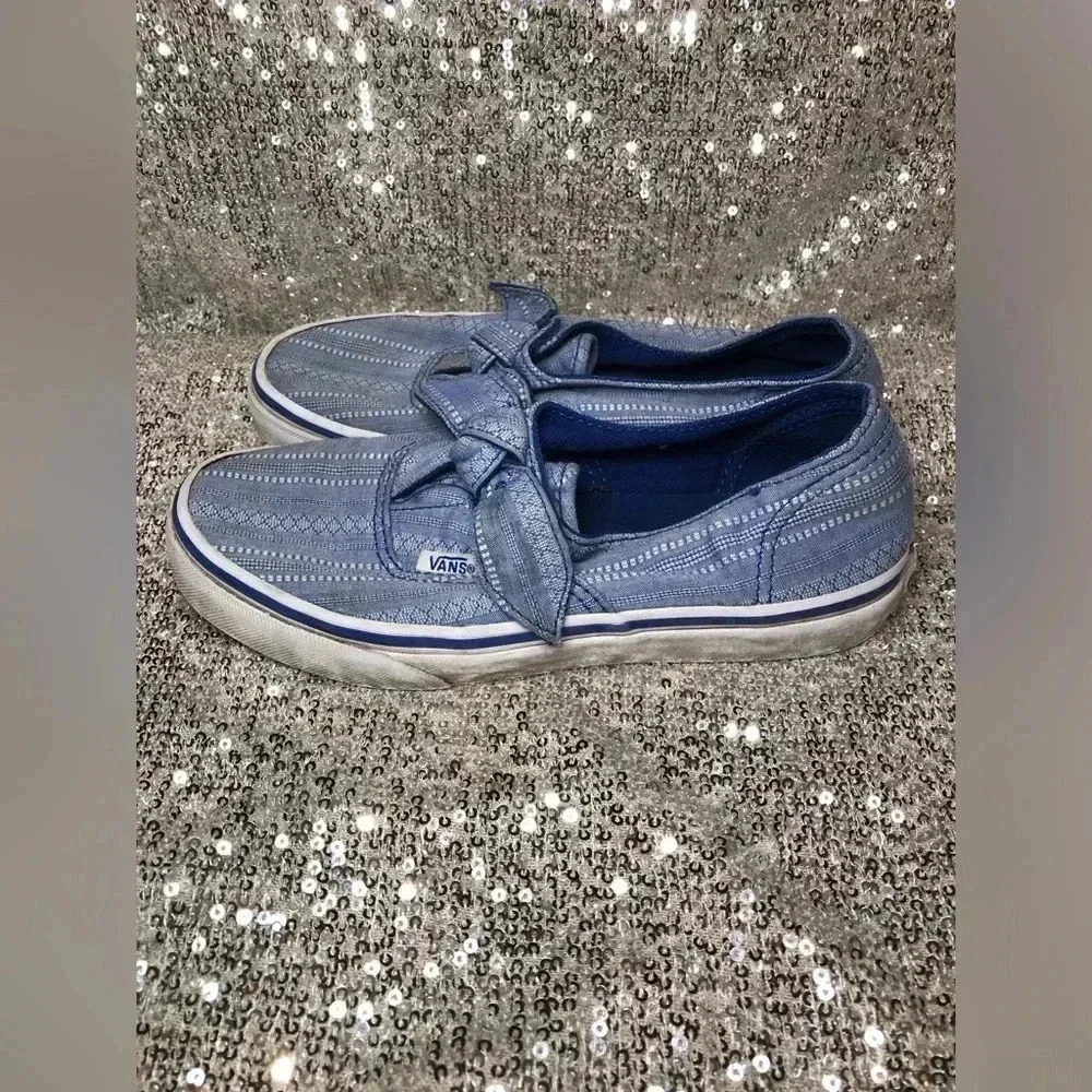 Vans size 2 kids slip on shoes with a bow - Picture 10 of 13